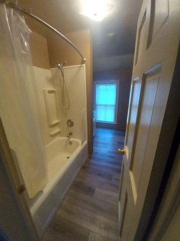 141 Short Street, Crystal Lake, IL 60014