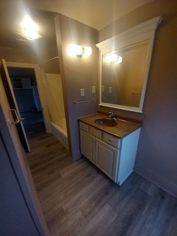 141 Short Street, Crystal Lake, IL 60014