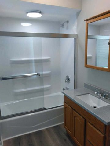 141 Short Street, Crystal Lake, IL 60014