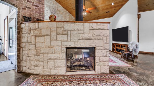 4874 Chase, Marietta, OK 73448