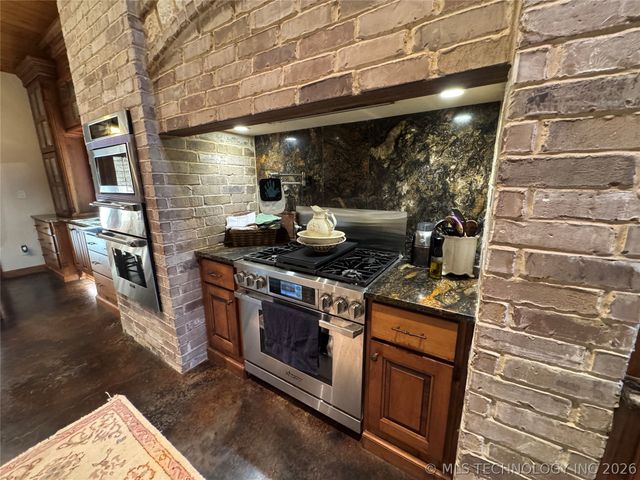 4874 Chase, Marietta, OK 73448