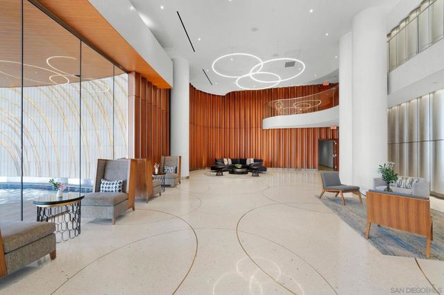 888 W E St 2306, San Diego, CA 92101