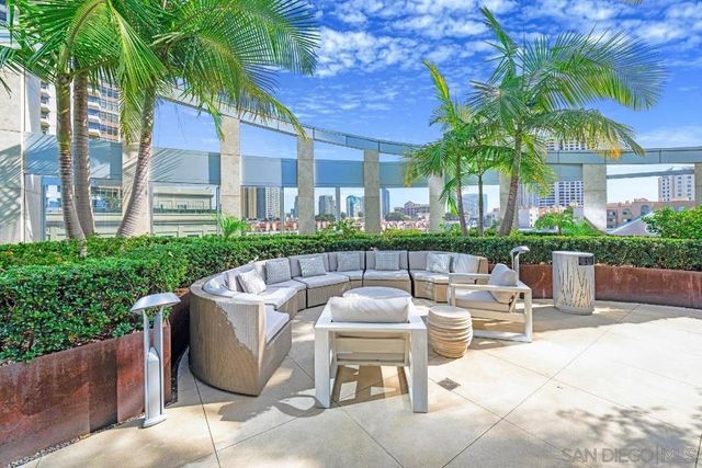 888 W E St 2306, San Diego, CA 92101