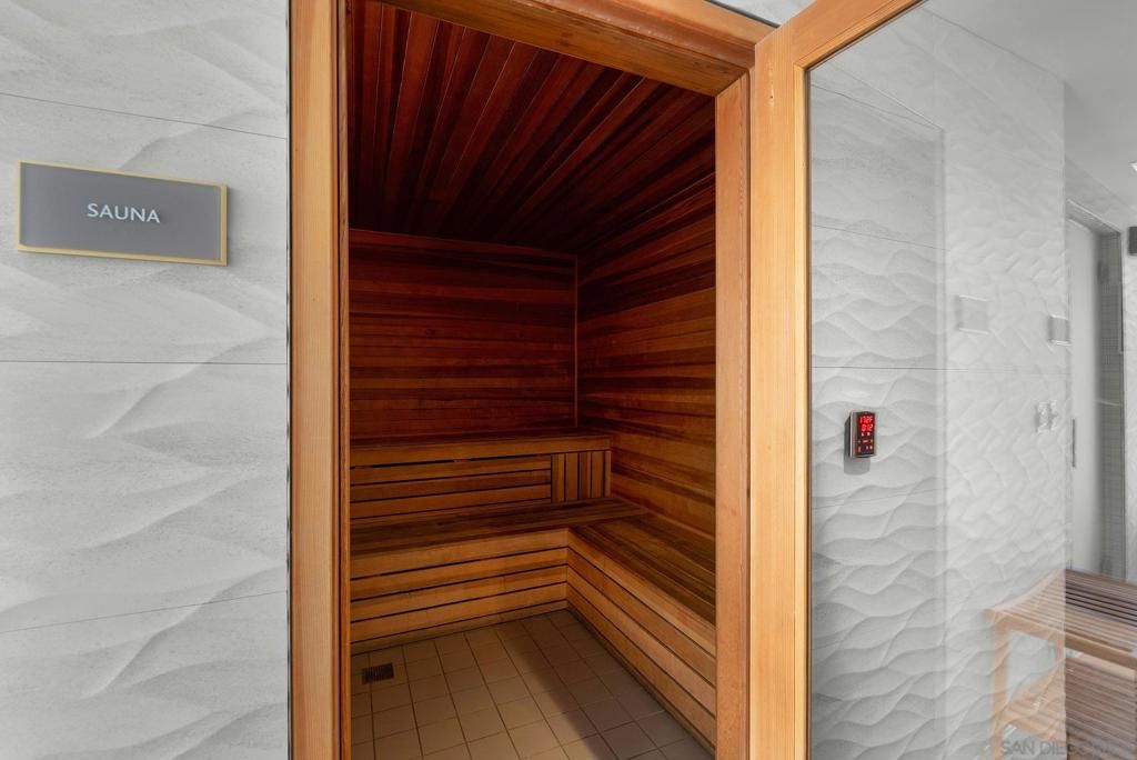 Image 45 of property listing at 888 W E St 2306, San Diego, CA 92101