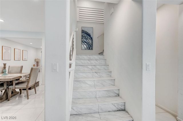 6723 Tangle Vines Avenue, Las Vegas, NV 89139