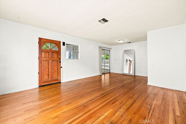 2012 Barnett, Los Angeles, CA 90032
