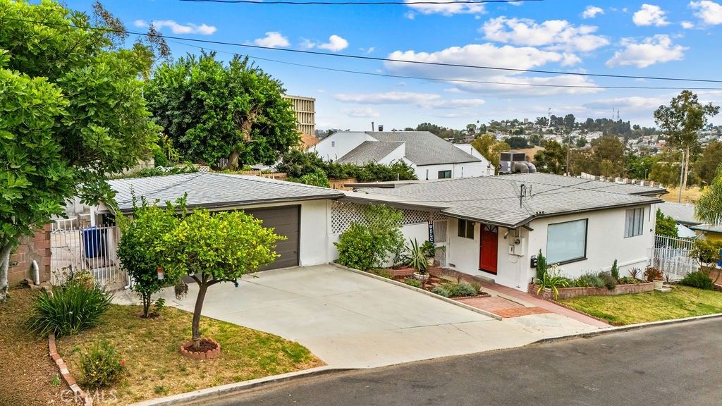 2012 Barnett, Los Angeles, CA 90032