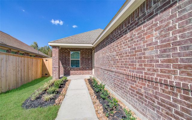 24035 Priano Forest Dr, New Caney, TX 77357