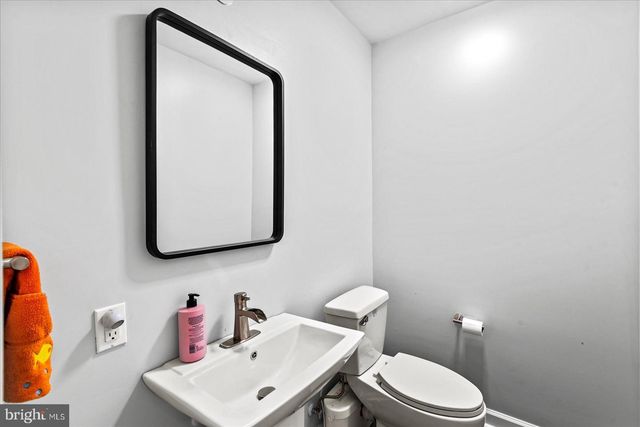 448 LAKE CAROLINE DR, Ruther Glen, VA 22546