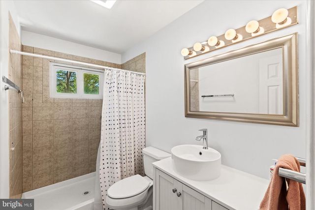 448 LAKE CAROLINE DR, Ruther Glen, VA 22546