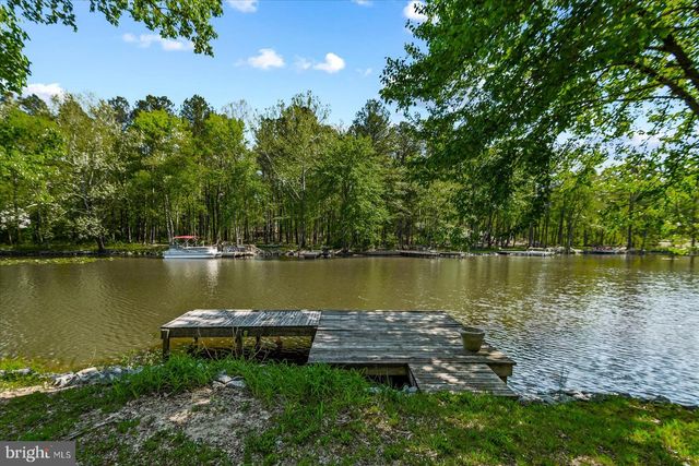 448 LAKE CAROLINE DR, Ruther Glen, VA 22546