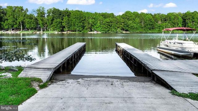 448 LAKE CAROLINE DR, Ruther Glen, VA 22546