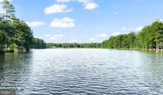 448 LAKE CAROLINE DR, Ruther Glen, VA 22546