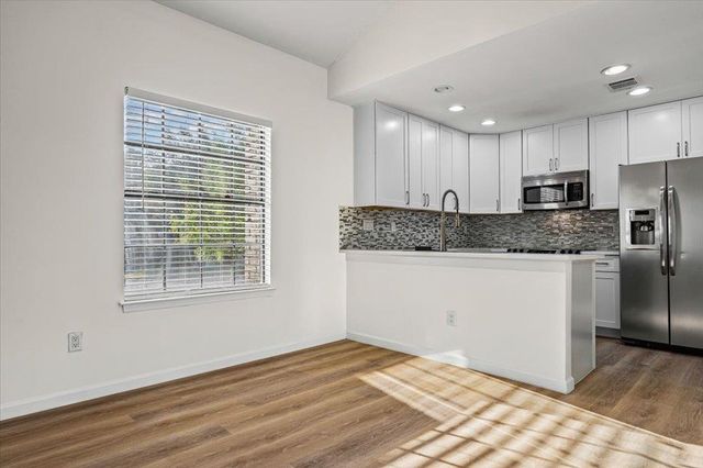 1748 Ohlen RD 75, Austin, TX 78757