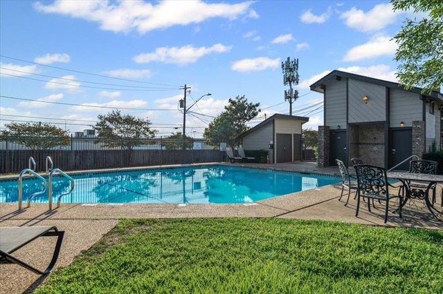 1748 Ohlen RD 75, Austin, TX 78757
