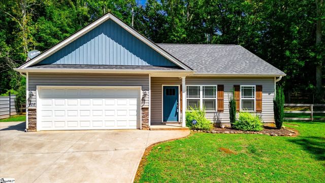 426 Wood Street, Central, SC 29630