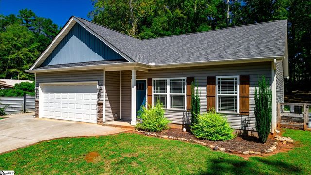 426 Wood Street, Central, SC 29630