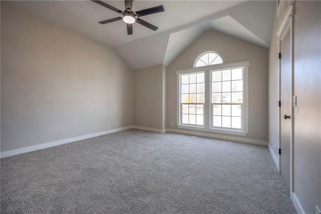 21811 W 51st Street, Shawnee, KS 66226