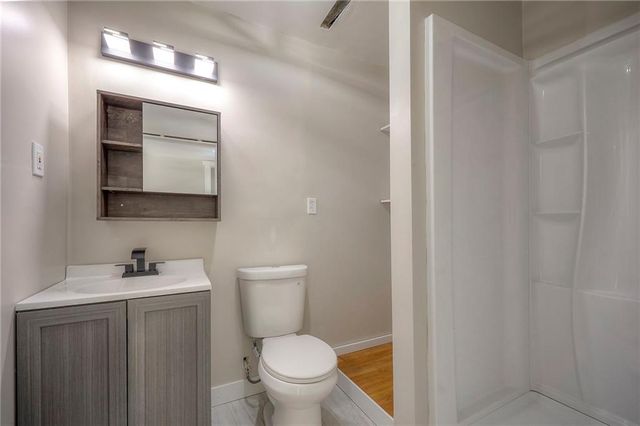 21811 W 51st Street, Shawnee, KS 66226