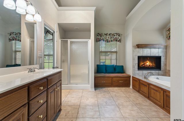 518 Susie, Chandler, TX 75758