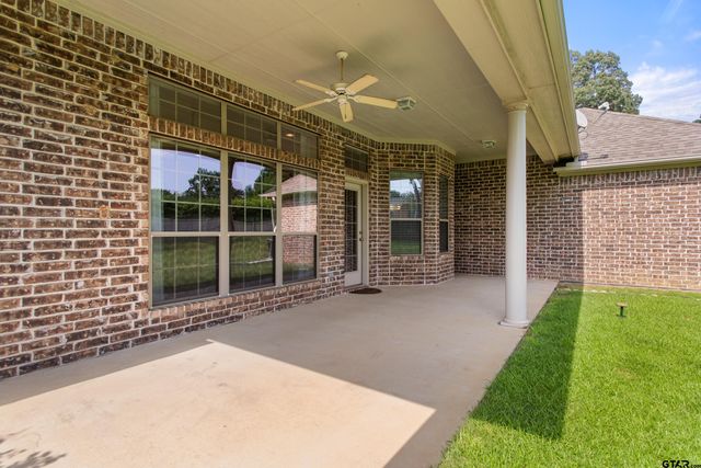 518 Susie, Chandler, TX 75758