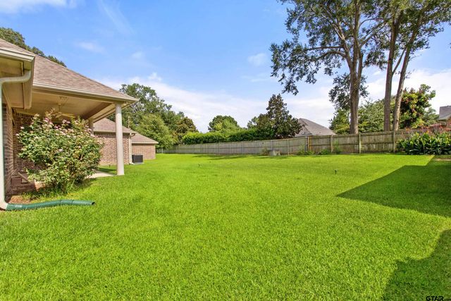 518 Susie, Chandler, TX 75758