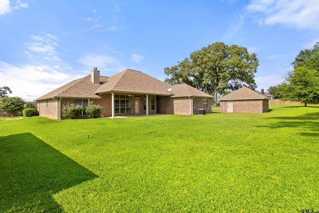 518 Susie, Chandler, TX 75758