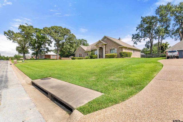 518 Susie, Chandler, TX 75758