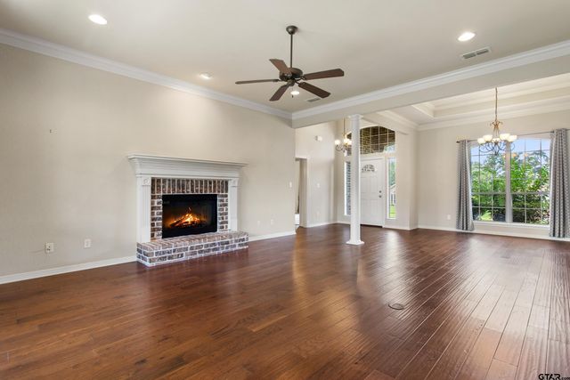 518 Susie, Chandler, TX 75758