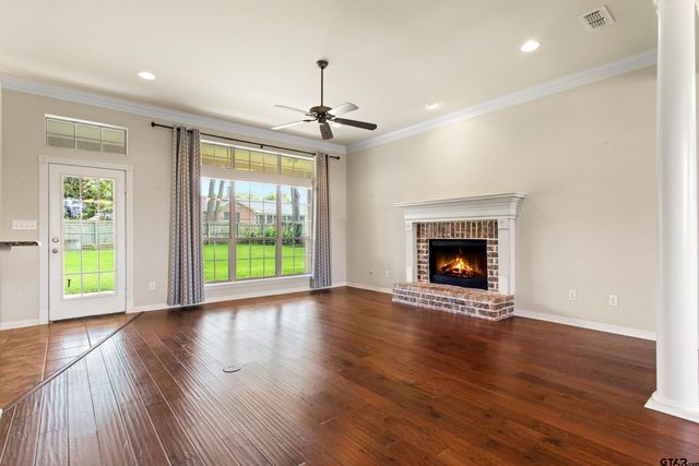 518 Susie, Chandler, TX 75758