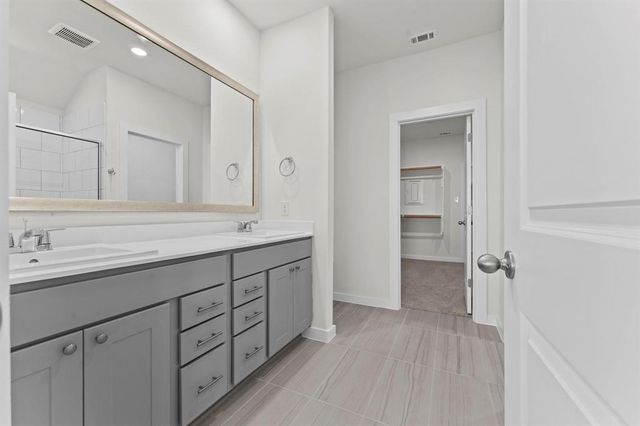2657 Lake Bryan Drive, Dayton, TX 77535