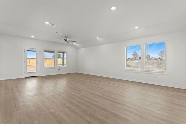 2657 Lake Bryan Drive, Dayton, TX 77535