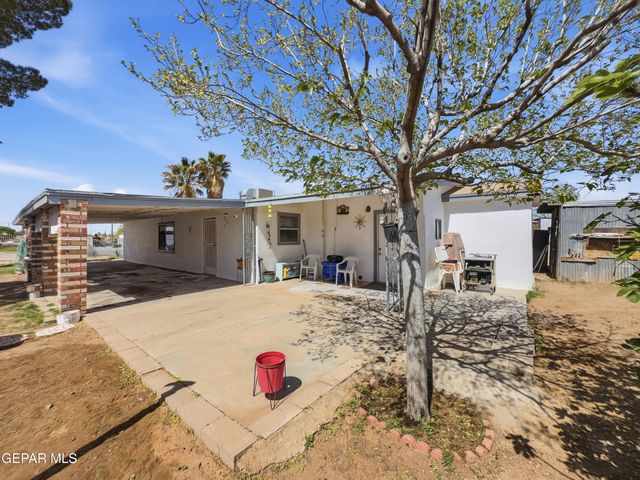 11513 DORIS Road, Socorro, TX 79927