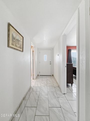 11513 DORIS Road, Socorro, TX 79927