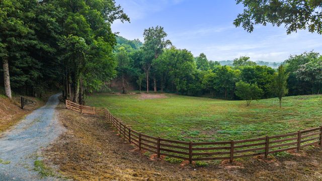 259 County Road 60, Athens, TN 37303