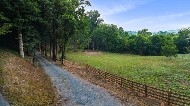 259 County Road 60, Athens, TN 37303
