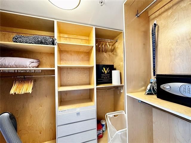 2501 S Ocean Dr PH24, Hollywood, FL 33019