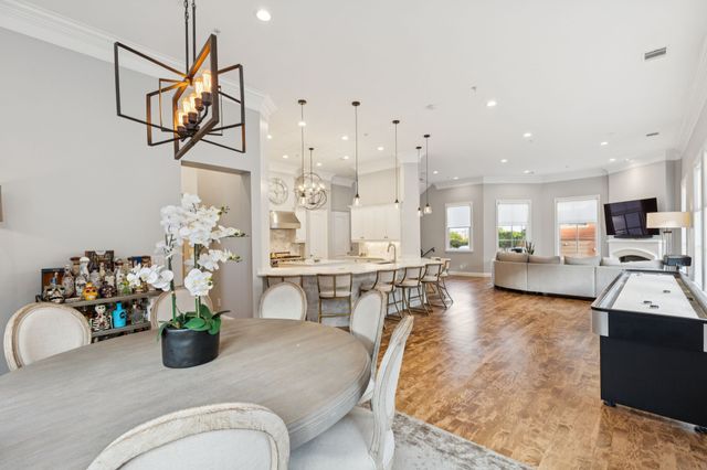 409 E 7th Street, Fort Worth, TX 76102