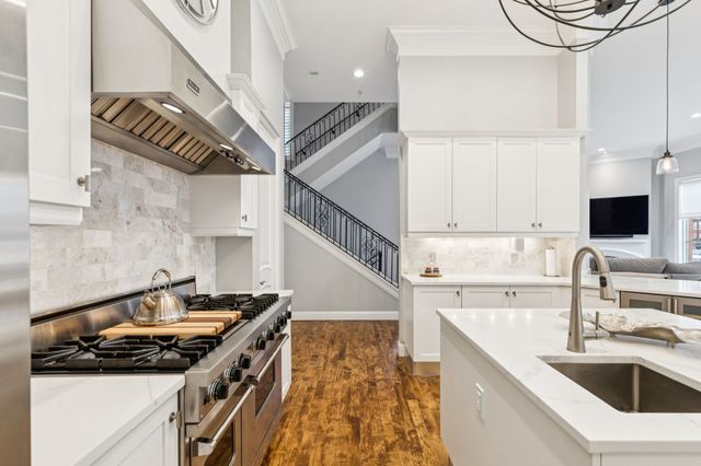 409 E 7th Street, Fort Worth, TX 76102