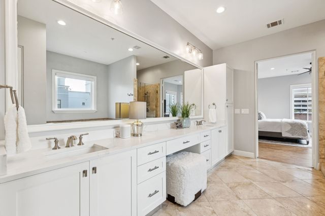 409 E 7th Street, Fort Worth, TX 76102