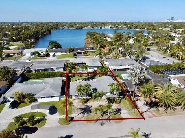 1871 NE 186th St, North Miami Beach, FL 33179