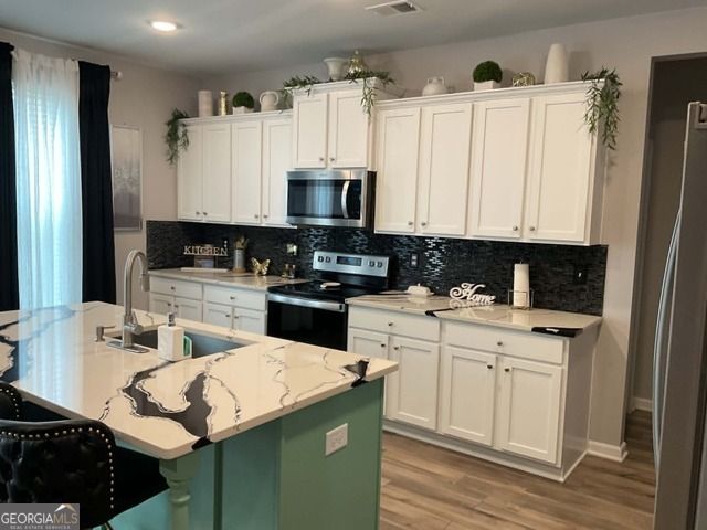 137 Cabin Way, Hampton, GA 30228