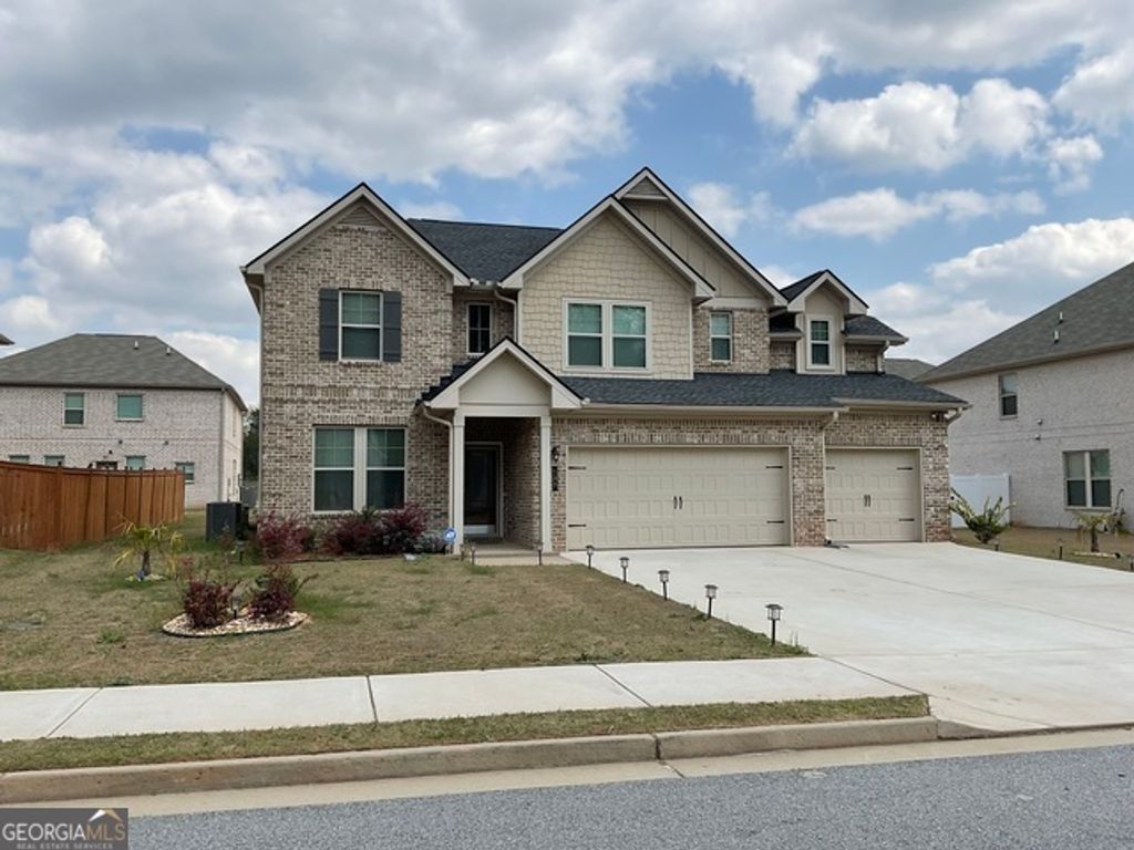 137 Cabin Way, Hampton, GA 30228