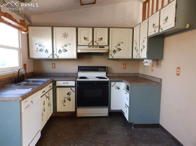 700 Autumn Place, Fountain, CO 80817