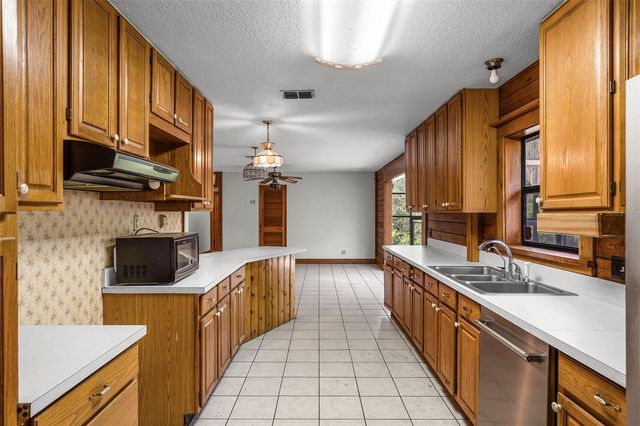 4703 MEADOWLAND DRIVE, Mount Dora, FL 32757