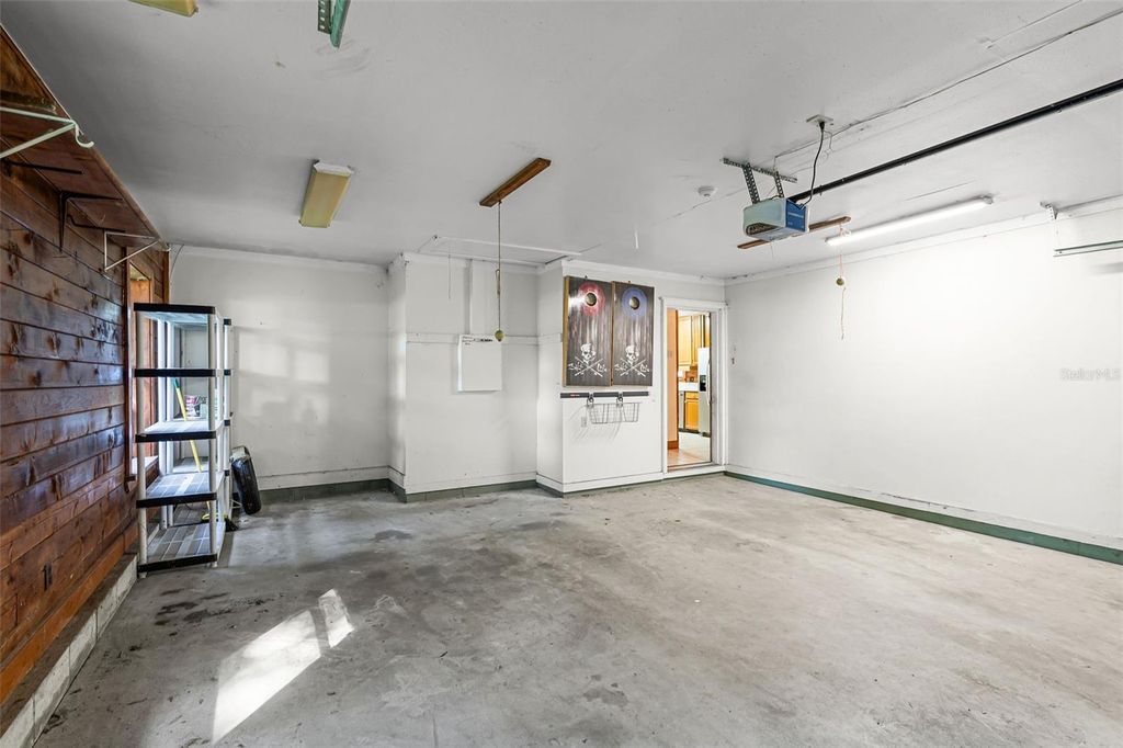 Image 22 of property listing at 4703 MEADOWLAND DRIVE, Mount Dora, FL 32757