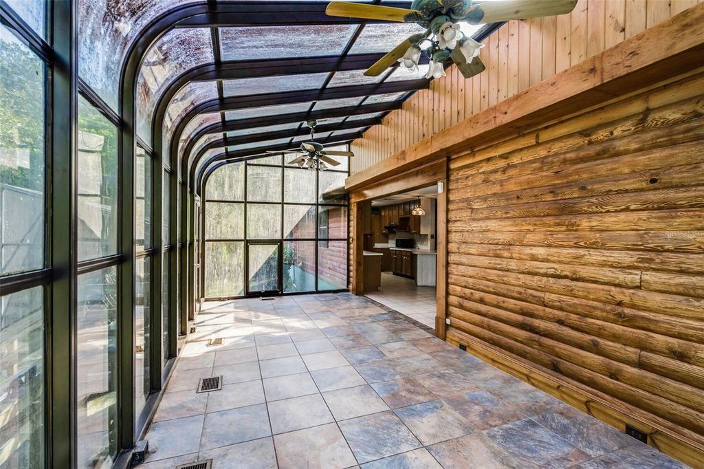 Image 25 of property listing at 4703 MEADOWLAND DRIVE, Mount Dora, FL 32757