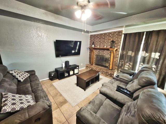 612 NW 116th Street, Oklahoma City, OK 73114