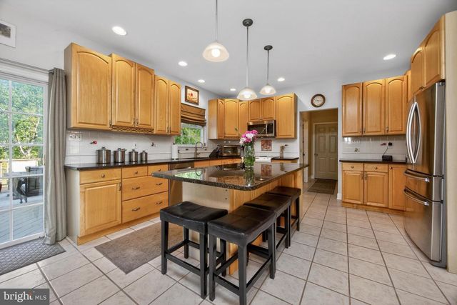 114 MEMORY LN, Telford, PA 18969