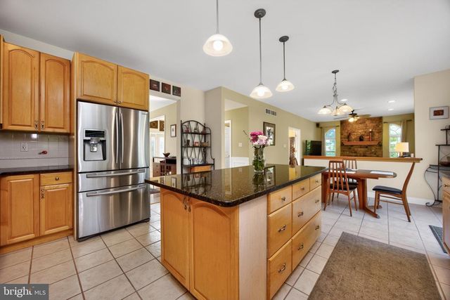 114 MEMORY LN, Telford, PA 18969